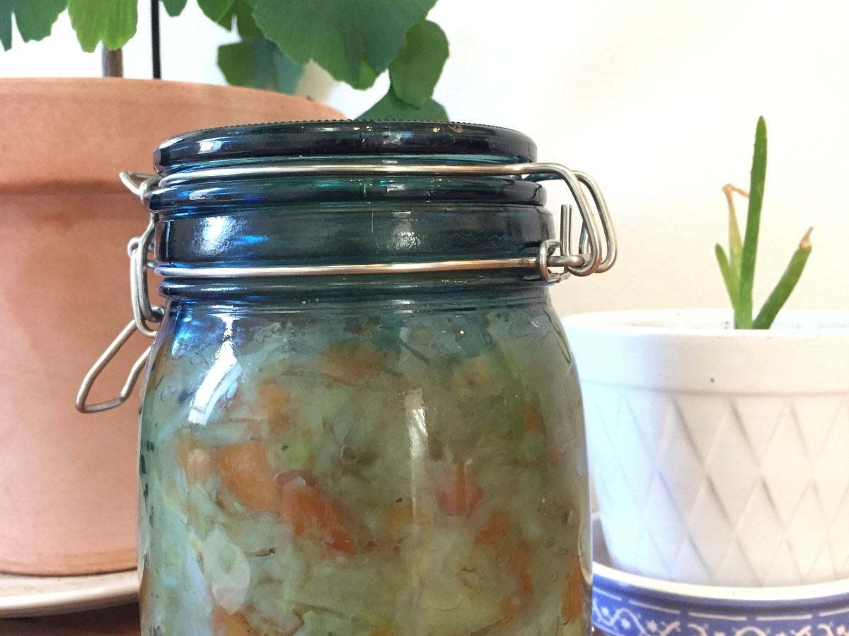 Sauerkraut with Carrot and&nbsp;Apple